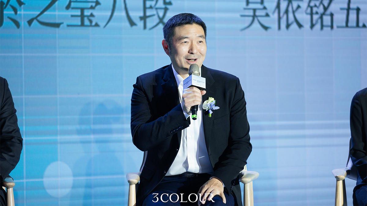 卓尚服飾丨齊聚王者之師，共尚凌云之志